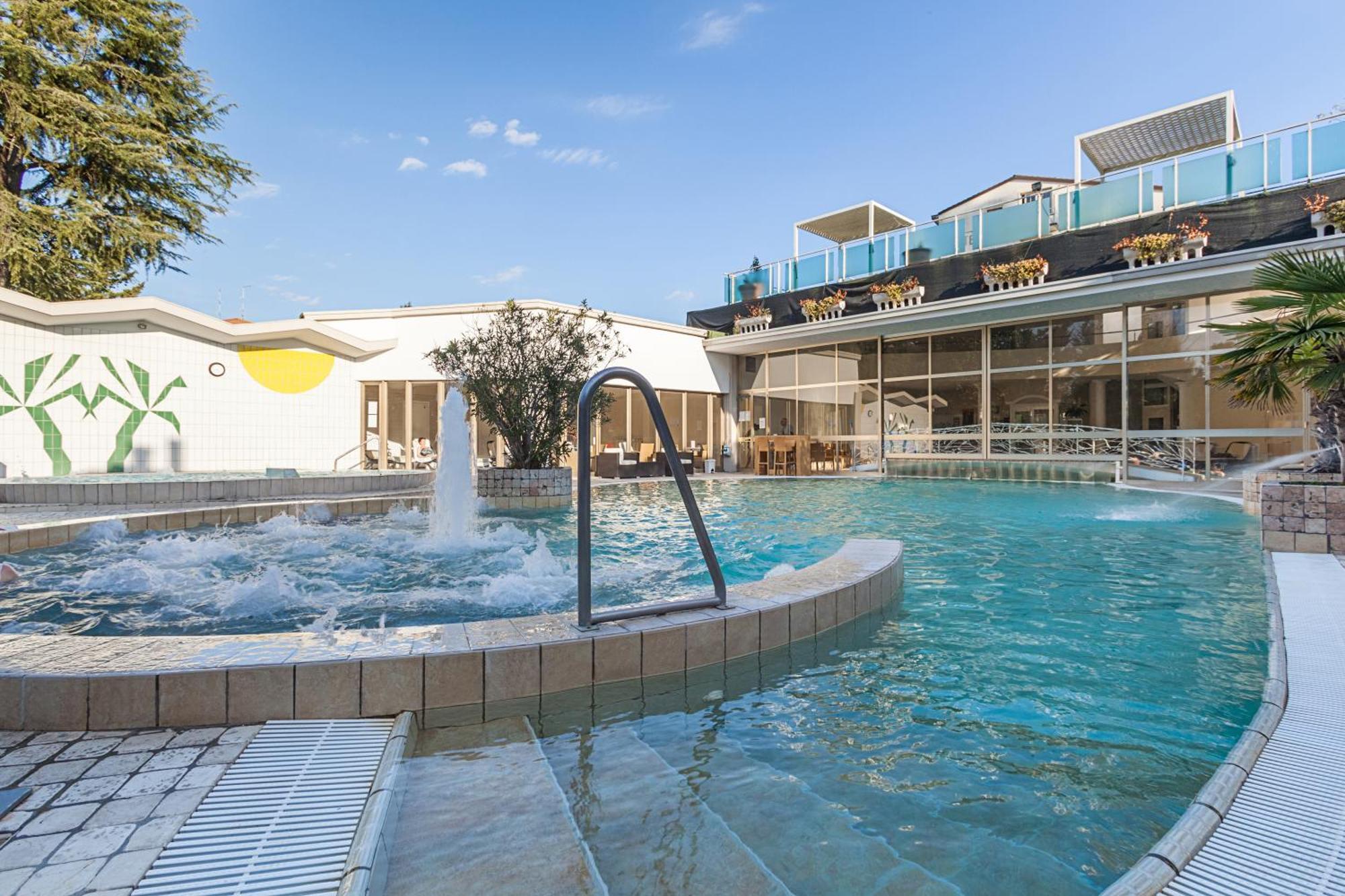 Hotel Terme Patria Abano Terme Exterior foto