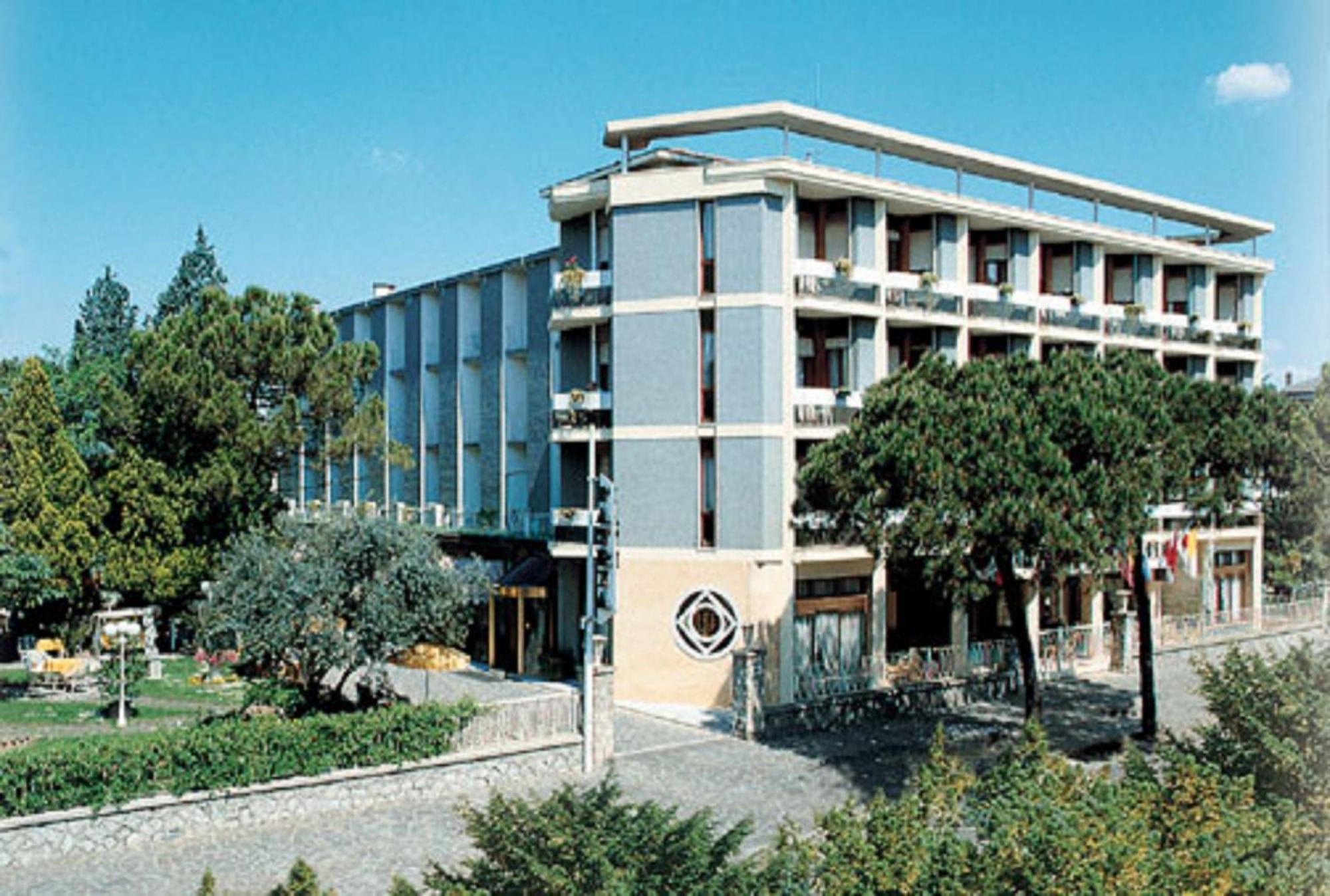 Hotel Terme Patria Abano Terme Exterior foto